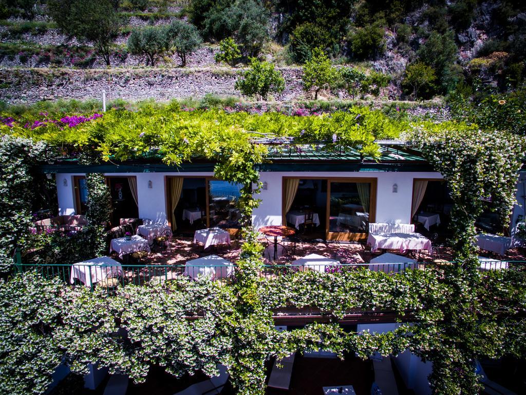 Hotel Pellegrino Praiano Exterior photo